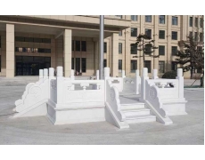 漢白(bái)玉升旗台欄杆價格